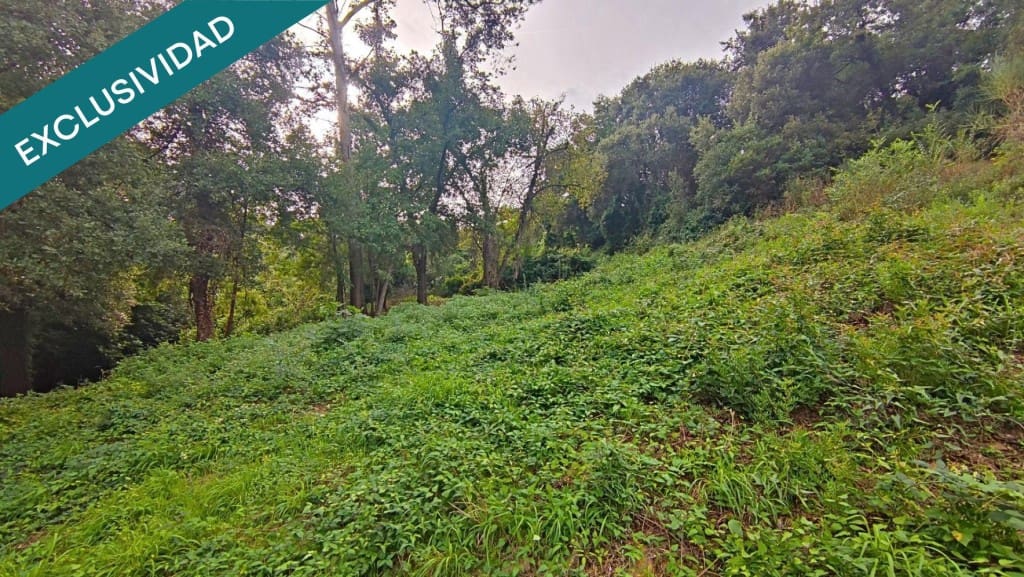 Działka budowlana na sprzedaż w Cervello - 75 000 € (Ref: 9595100)