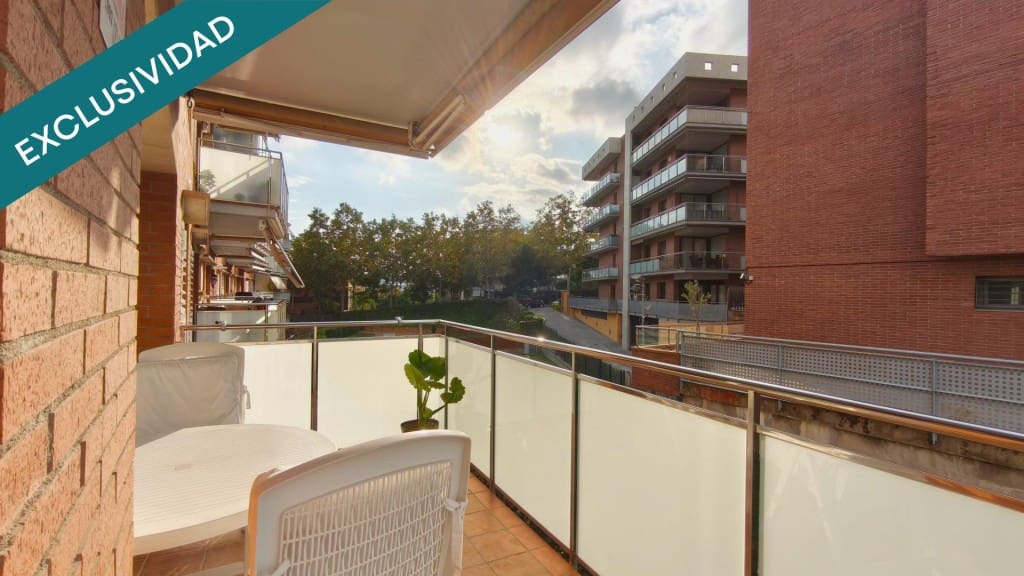 4 Zimmer Apartment zu verkaufen in Molins de Rei mit Pool - 490.000 € (Ref: 9595101)