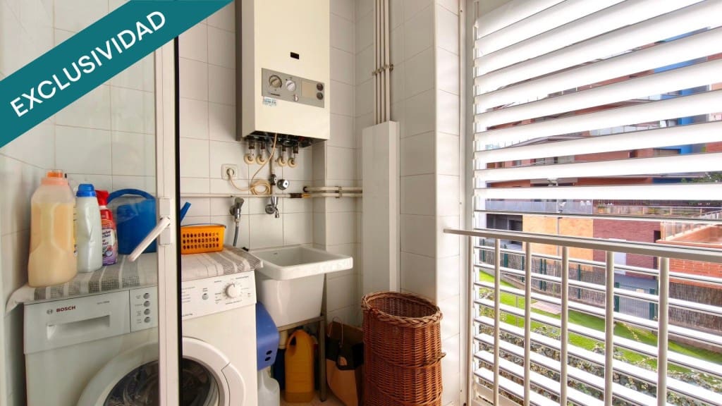 4 Zimmer Apartment zu verkaufen in Molins de Rei mit Pool - 490.000 € (Ref: 9595101)