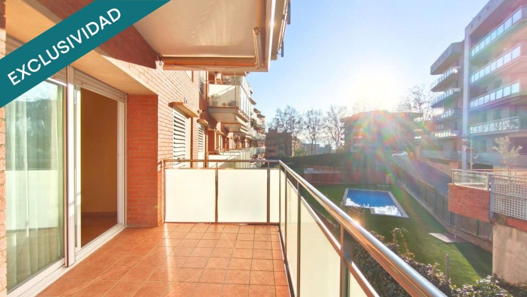 4 Zimmer Apartment zu verkaufen in Molins de Rei mit Pool - 490.000 € (Ref: 9595101)