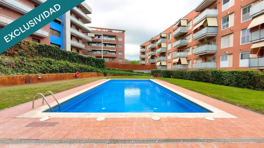 4 Zimmer Apartment zu verkaufen in Molins de Rei mit Pool - 490.000 € (Ref: 9595101)