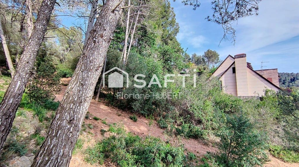 Działka budowlana na sprzedaż w Molins de Rei - 172 000 € (Ref: 9595102)