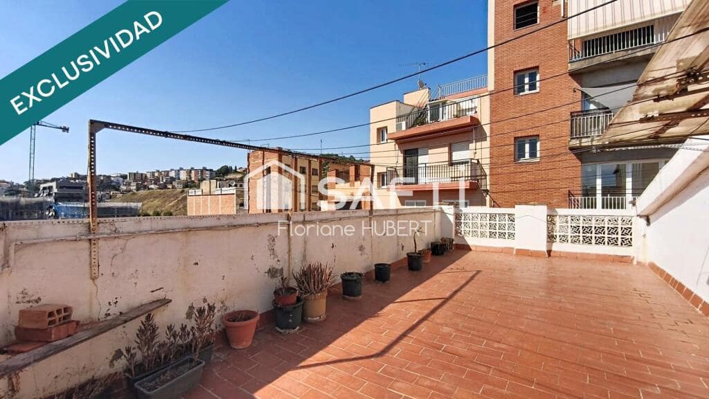 5 soveværelse Villa til salg i Molins de Rei - € 300.000 (Ref: 9595104)