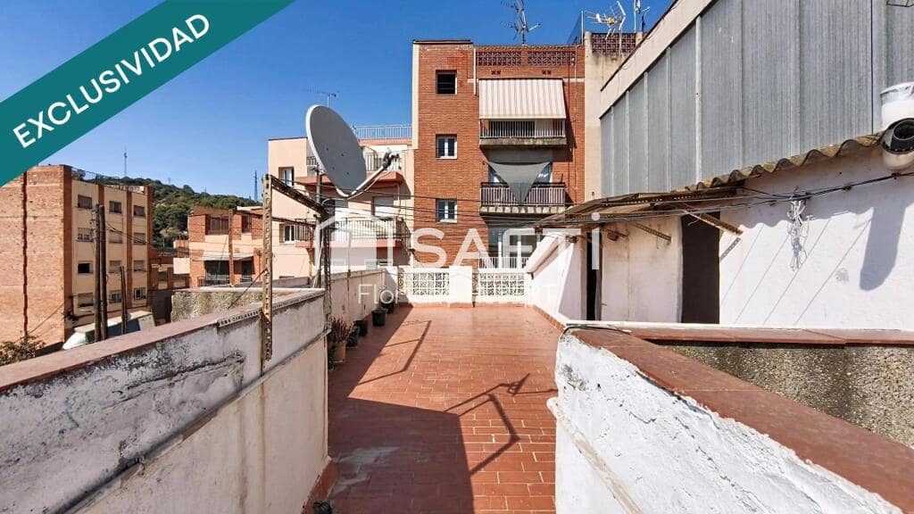 5 soveværelse Villa til salg i Molins de Rei - € 300.000 (Ref: 9595104)