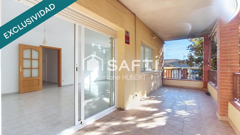 4 slaapkamer Villa te koop in Calafell met zwembad garage - € 280.000 (Ref: 9595105)