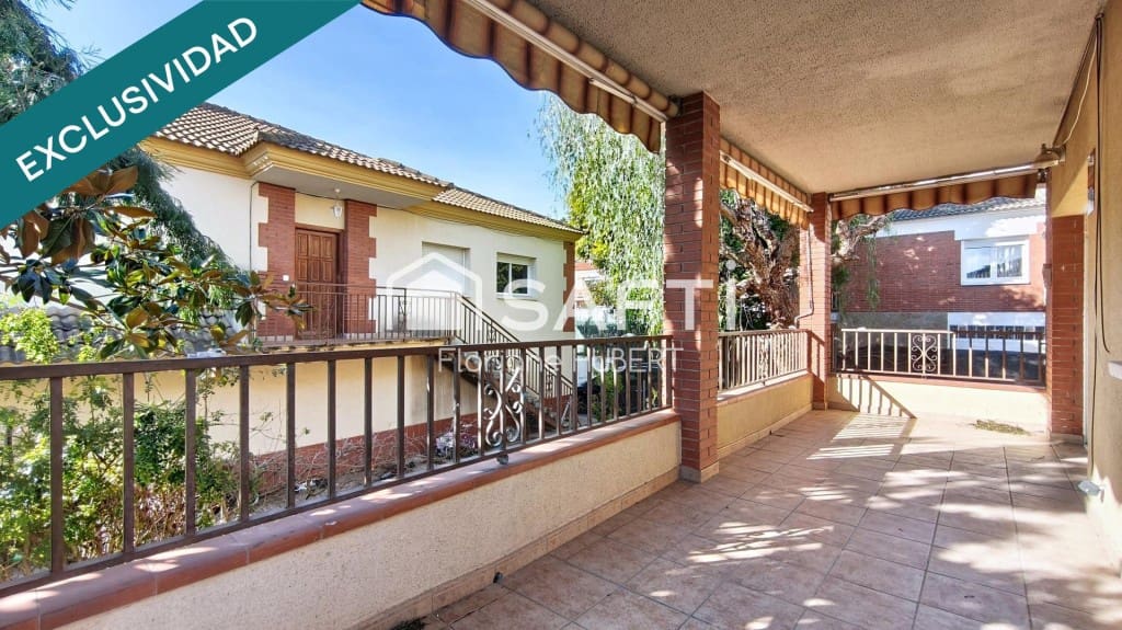 4 slaapkamer Villa te koop in Calafell met zwembad garage - € 280.000 (Ref: 9595105)