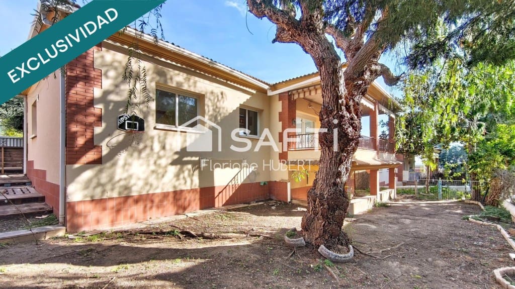 4 slaapkamer Villa te koop in Calafell met zwembad garage - € 280.000 (Ref: 9595105)