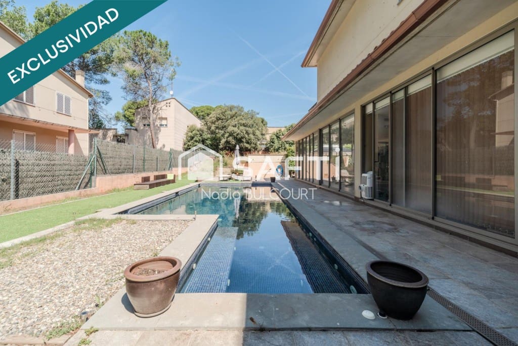 5 bedroom Villa for sale in Collbato with pool garage - € 1,165,000 (Ref: 9595107)