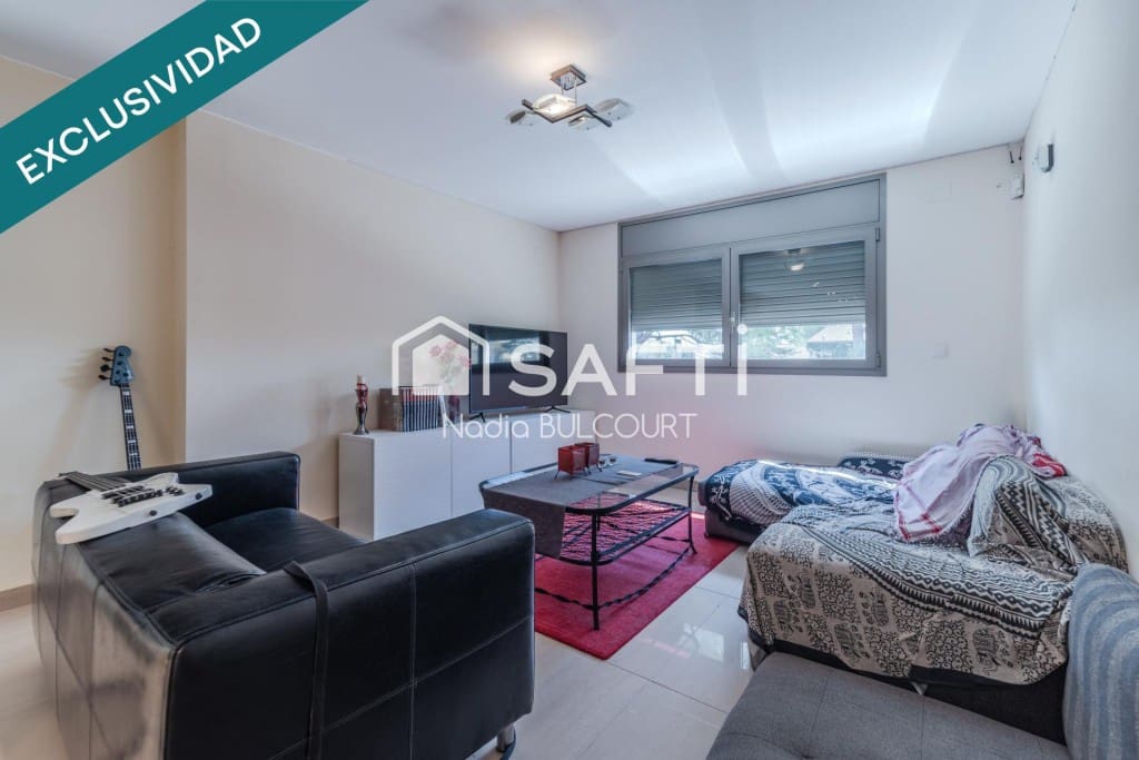 5 bedroom Villa for sale in Collbato with pool garage - € 1,165,000 (Ref: 9595107)