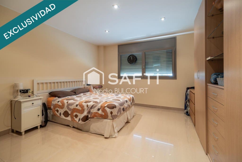 5 bedroom Villa for sale in Collbato with pool garage - € 1,165,000 (Ref: 9595107)