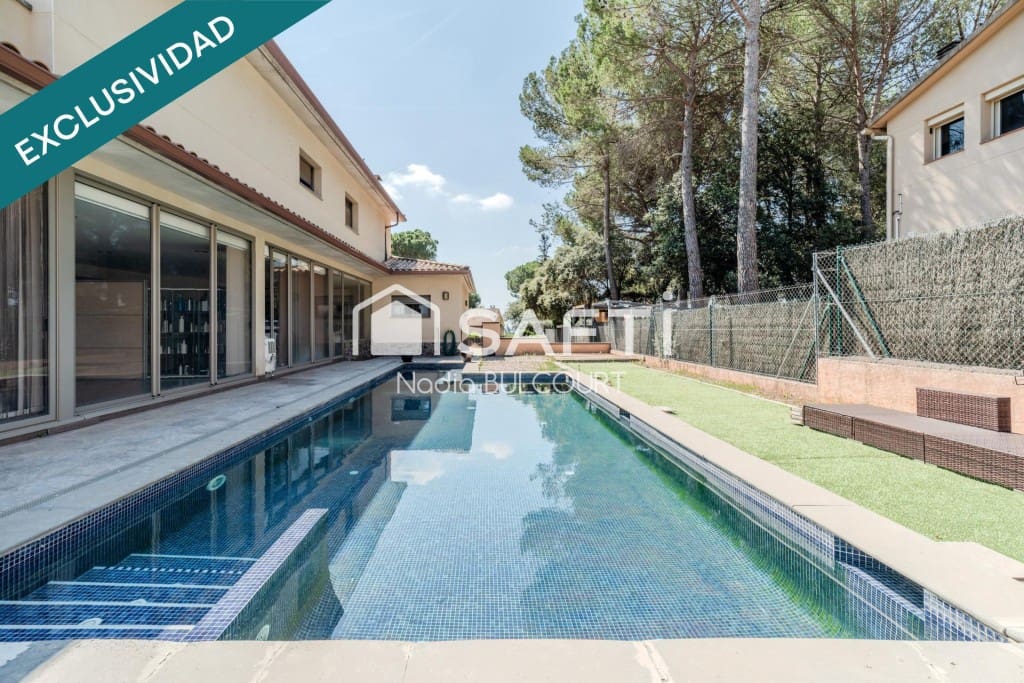5 bedroom Villa for sale in Collbato with pool garage - € 1,165,000 (Ref: 9595107)