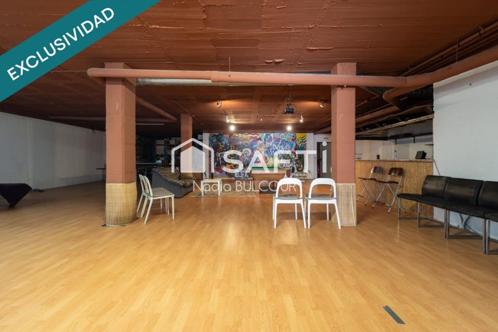 5 bedroom Villa for sale in Collbato with pool garage - € 1,165,000 (Ref: 9595107)