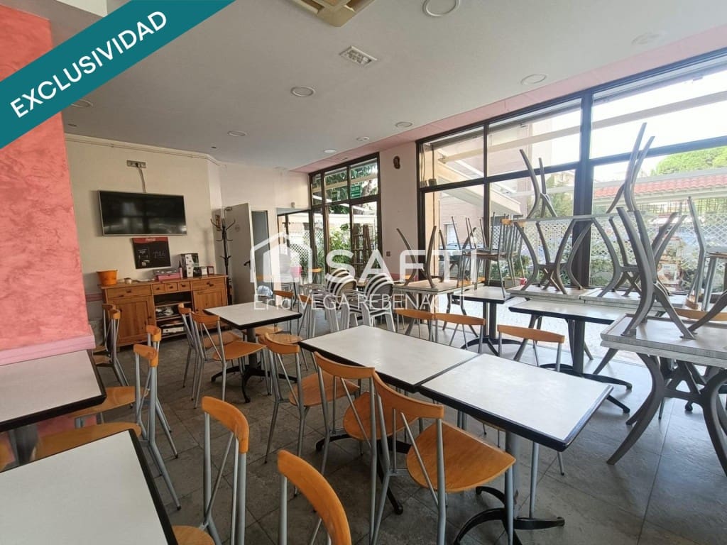 Kaupallinen myytävänä paikassa Pineda de Mar - 299 000 € (Ref: 9595108)