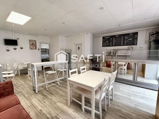 Erhverv til salg i Pineda de Mar - € 75.000 (Ref: 9595109)