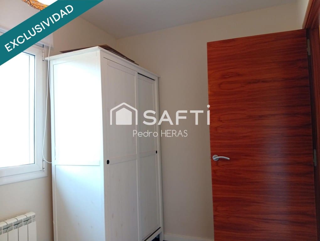 4 bedroom Villa for sale in Sils with pool garage - € 468,500 (Ref: 9595115)