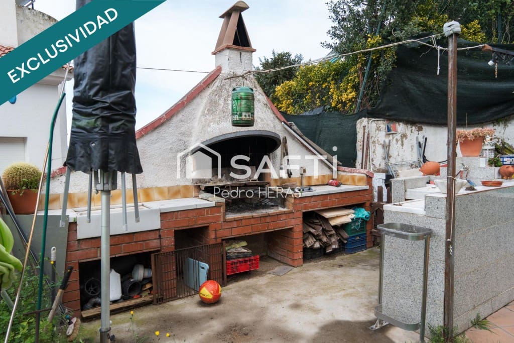 7 soverom Villa til salgs i Tordera med svømmebasseng - € 354 000 (Ref: 9595118)