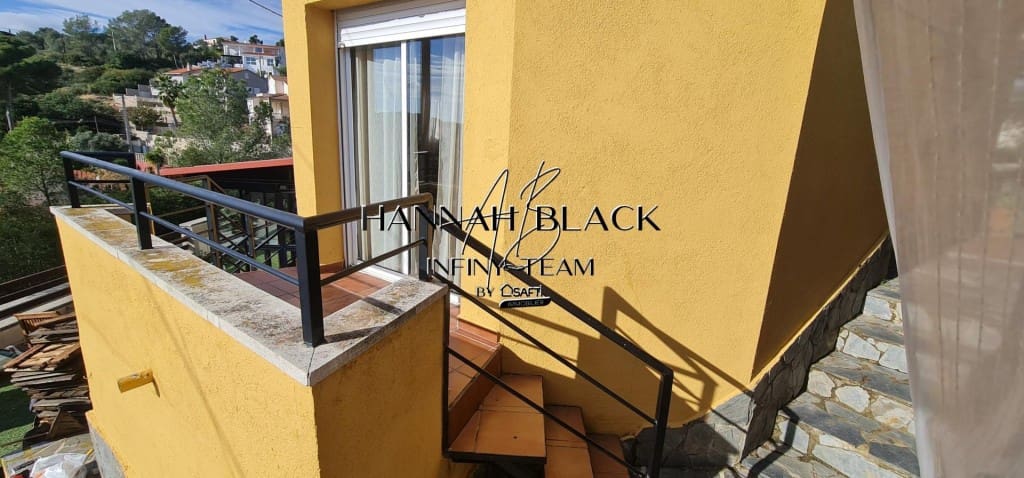 2 makuuhuone Huvila myytävänä paikassa Olivella mukana uima-altaan - 590 000 € (Ref: 9595119)