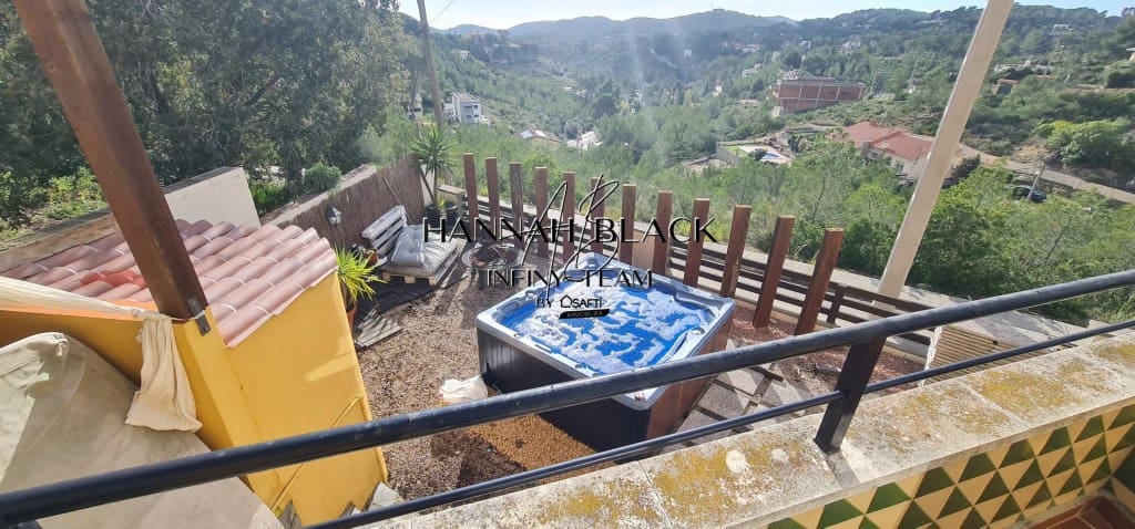 2 makuuhuone Huvila myytävänä paikassa Olivella mukana uima-altaan - 590 000 € (Ref: 9595119)