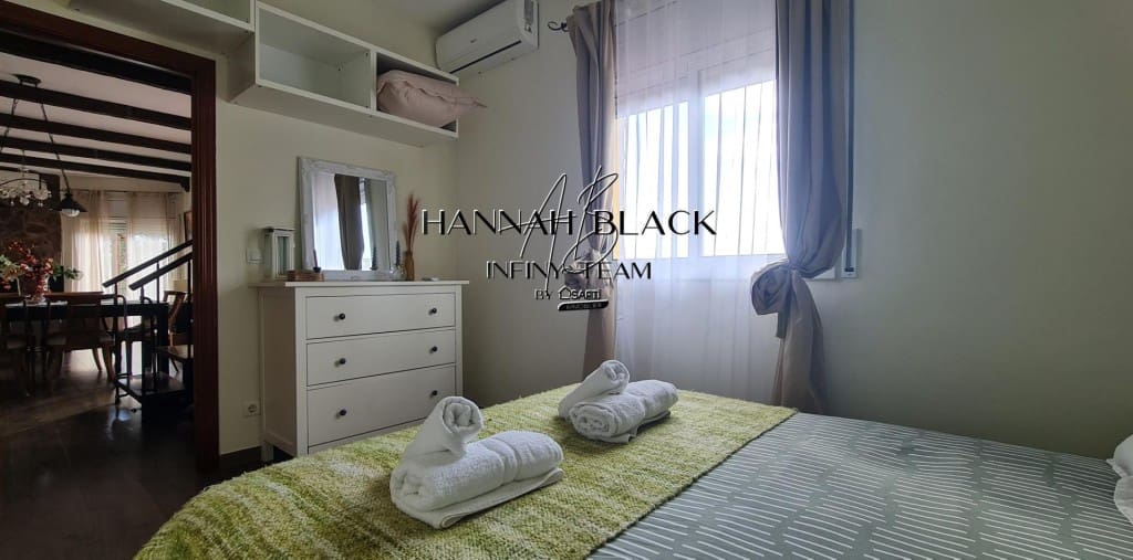 2 makuuhuone Huvila myytävänä paikassa Olivella mukana uima-altaan - 590 000 € (Ref: 9595119)