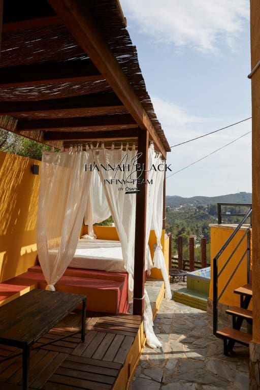 2 makuuhuone Huvila myytävänä paikassa Olivella mukana uima-altaan - 590 000 € (Ref: 9595119)