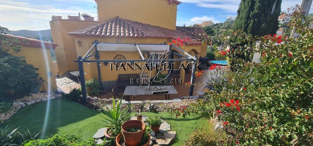 2 makuuhuone Huvila myytävänä paikassa Olivella mukana uima-altaan - 590 000 € (Ref: 9595119)