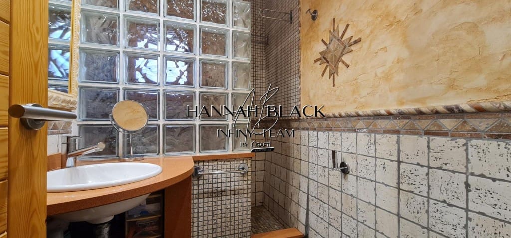 3 bedroom Villa for sale in Vallirana with pool garage - € 599,000 (Ref: 9595121)