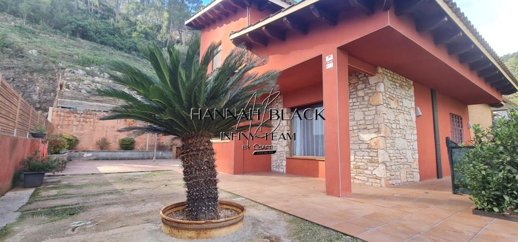 3 bedroom Villa for sale in Vallirana with pool garage - € 599,000 (Ref: 9595121)