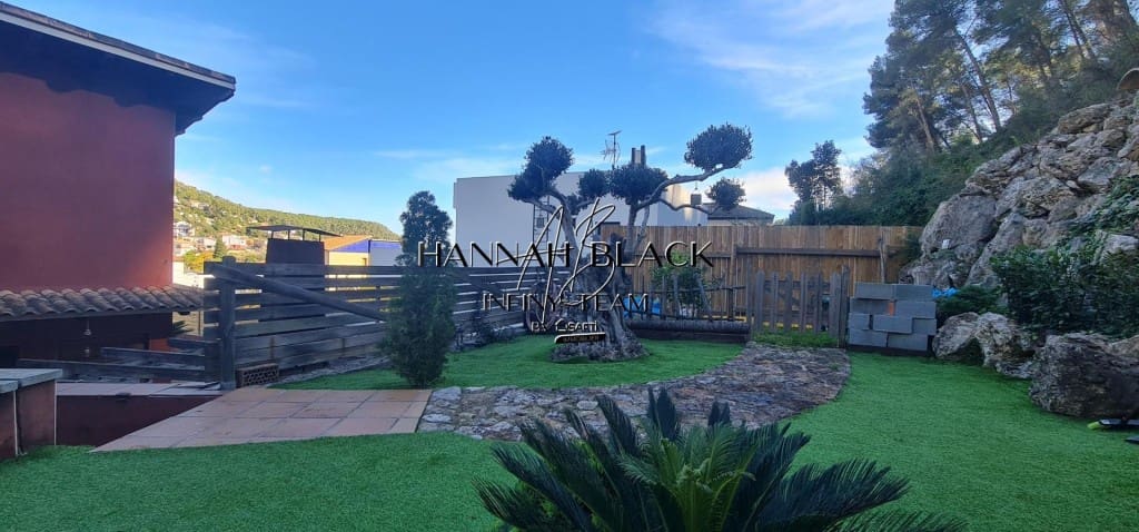 3 bedroom Villa for sale in Vallirana with pool garage - € 599,000 (Ref: 9595121)