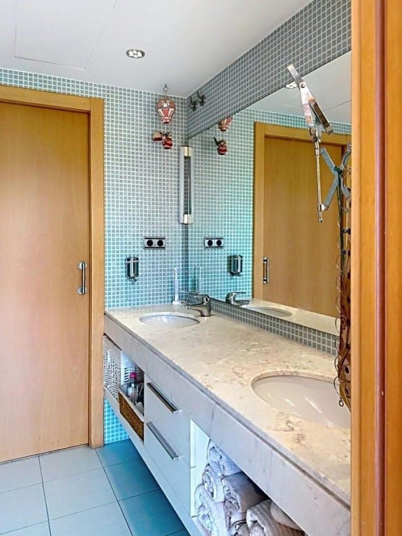 5 chambre Villa/Maison à vendre à Barcelone ville avec garage - 1 950 000 € (Ref: 9595128)