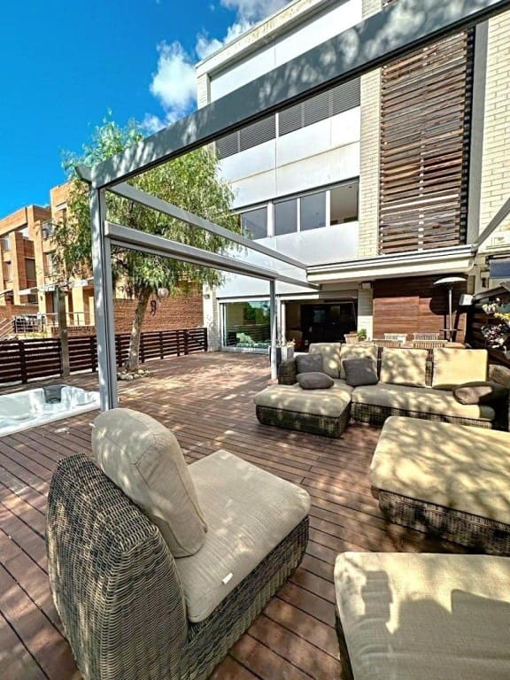 5 chambre Villa/Maison à vendre à Barcelone ville avec garage - 1 950 000 € (Ref: 9595128)