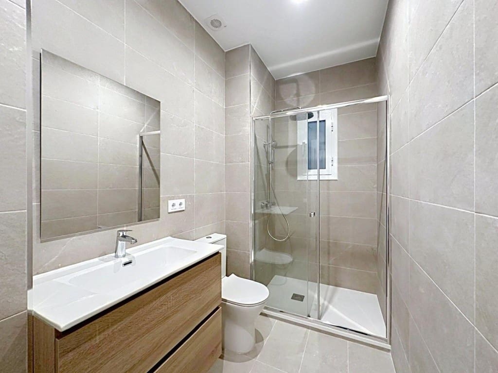 2 chambre Appartement à vendre à Barcelone ville - 375 000 € (Ref: 9595129)