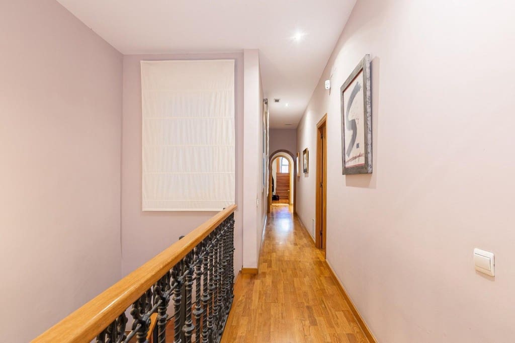 5 slaapkamer Flat te koop in Barcelona stad - € 1.600.000 (Ref: 9595130)