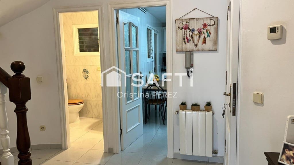 Adosado de 4 habitaciones en Blanes en venta - 399.000 € (Ref: 9595131)