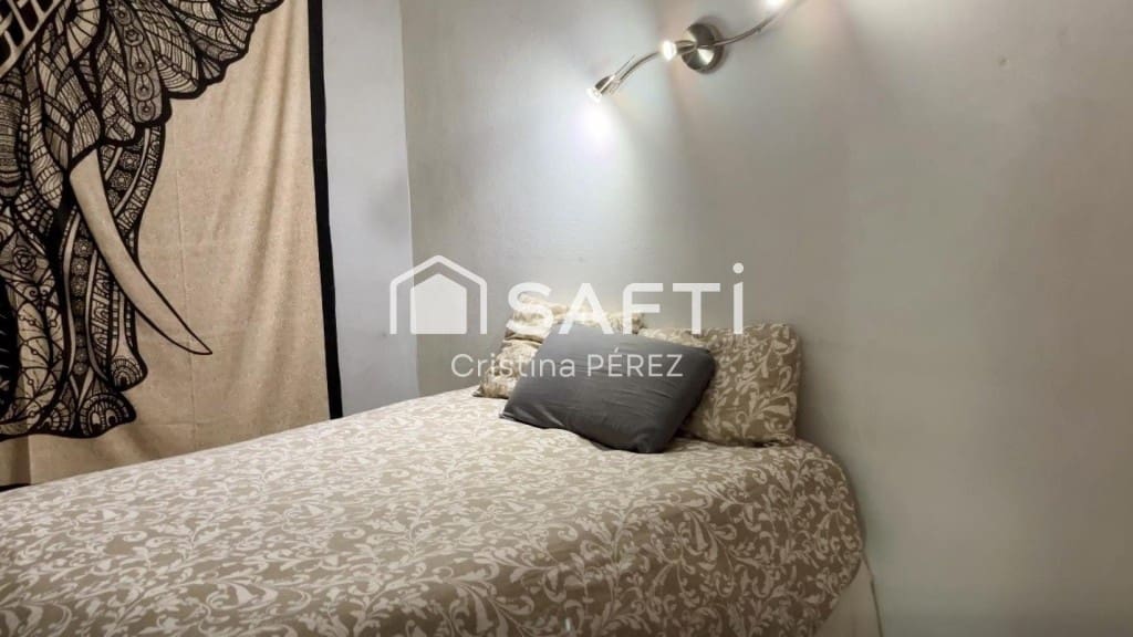 Adosado de 4 habitaciones en Blanes en venta - 399.000 € (Ref: 9595131)