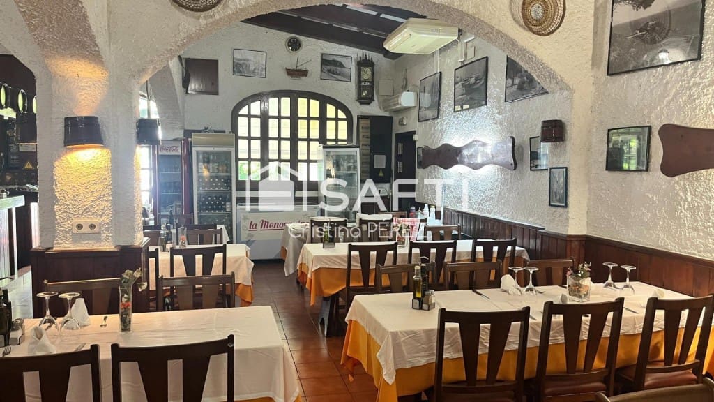 Erhverv til salg i Pineda de Mar - € 1.500.000 (Ref: 9595133)