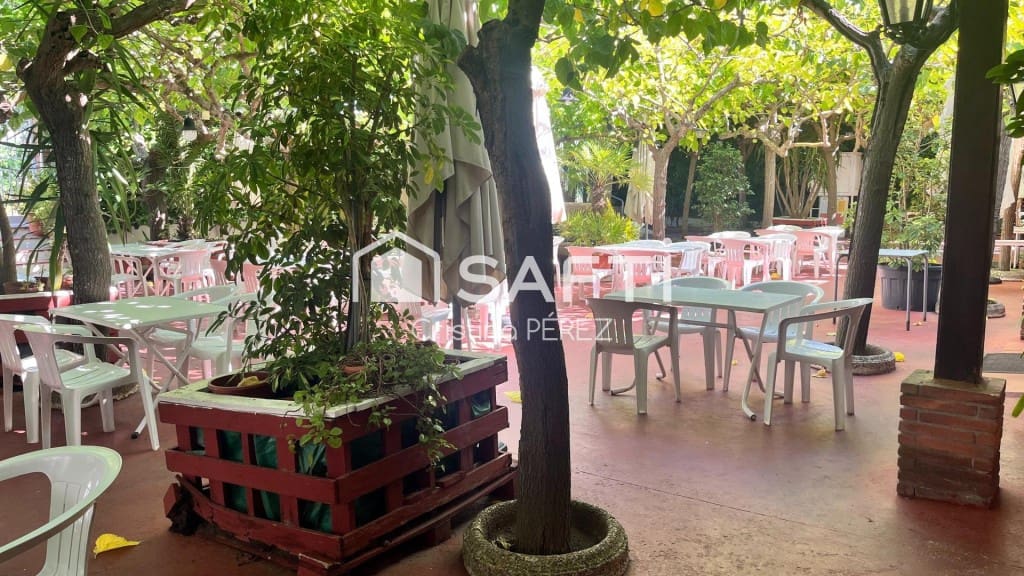 Erhverv til salg i Pineda de Mar - € 1.500.000 (Ref: 9595133)