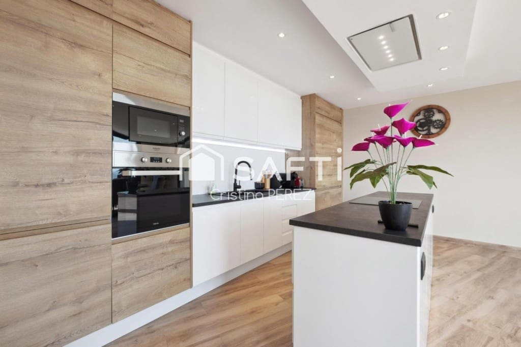 5 bedroom Villa for sale in Lloret de Mar with pool garage - € 1,400,000 (Ref: 9595134)