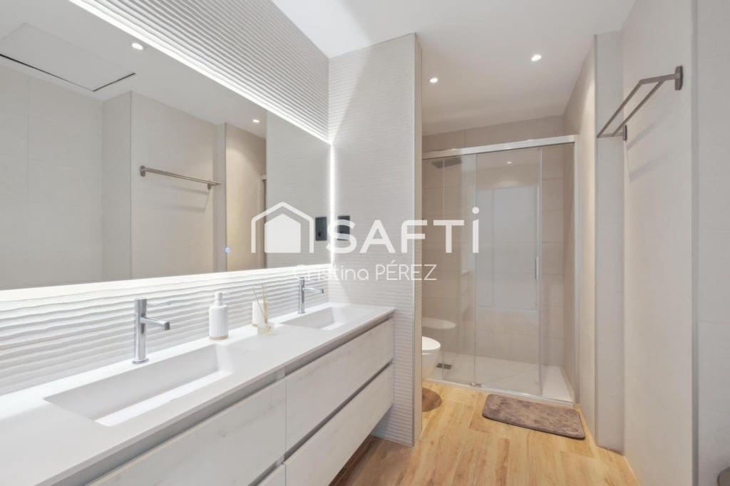 5 bedroom Villa for sale in Lloret de Mar with pool garage - € 1,400,000 (Ref: 9595134)