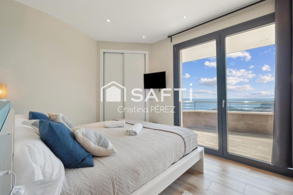 5 bedroom Villa for sale in Lloret de Mar with pool garage - € 1,400,000 (Ref: 9595134)