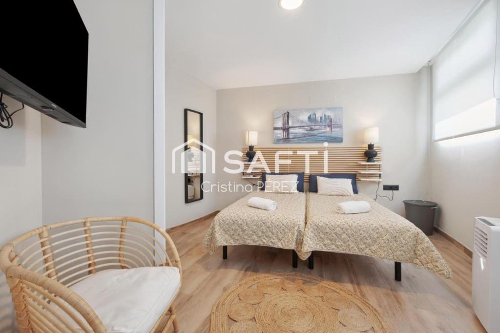 5 bedroom Villa for sale in Lloret de Mar with pool garage - € 1,400,000 (Ref: 9595134)