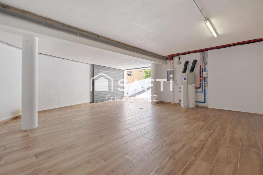 5 bedroom Villa for sale in Lloret de Mar with pool garage - € 1,400,000 (Ref: 9595134)