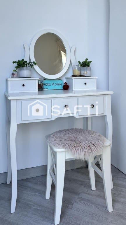 4 makuuhuone Huvila myytävänä paikassa Santa Susanna mukana 
autotalli - 950 000 € (Ref: 9595135)