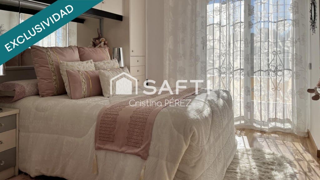 Adosado de 4 habitaciones en Lloret de Mar en venta con piscina garaje - 397.000 € (Ref: 9595137)