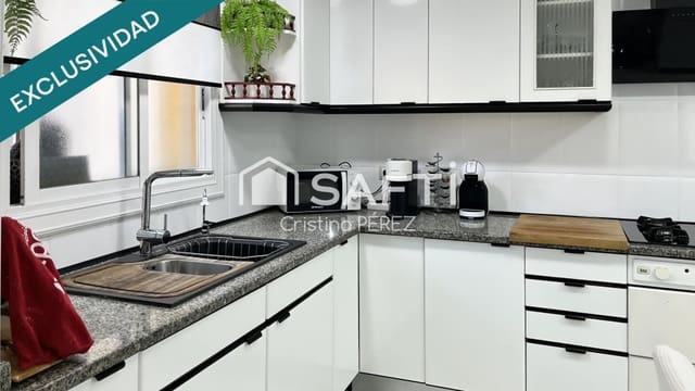 Adosado de 4 habitaciones en Urbanitzacions del Nord, Lloret de Mar en venta con piscina garaje - 397.000 € (Ref: 9595137)