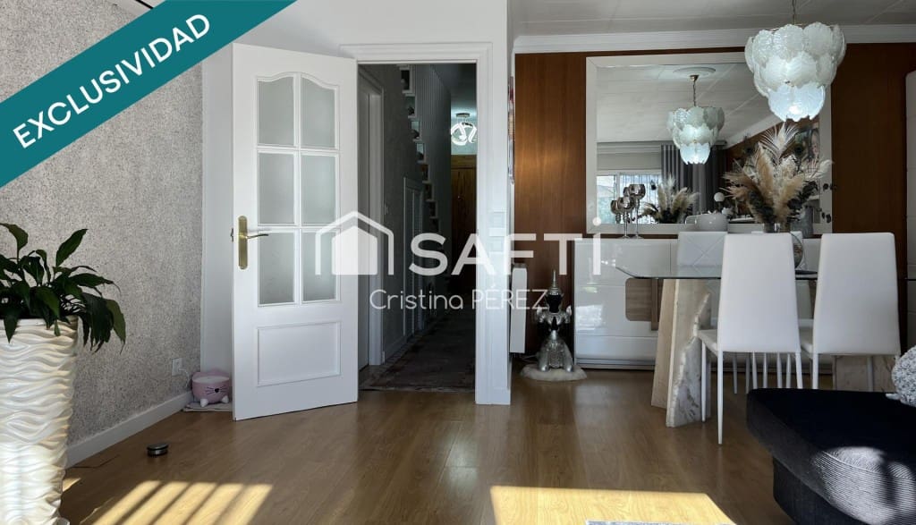 Adosado de 4 habitaciones en Lloret de Mar en venta con piscina garaje - 397.000 € (Ref: 9595137)