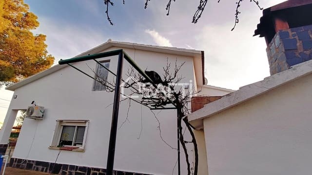 4 bedroom Villa for sale in El Montmell - € 275,000 (Ref: 9595139)