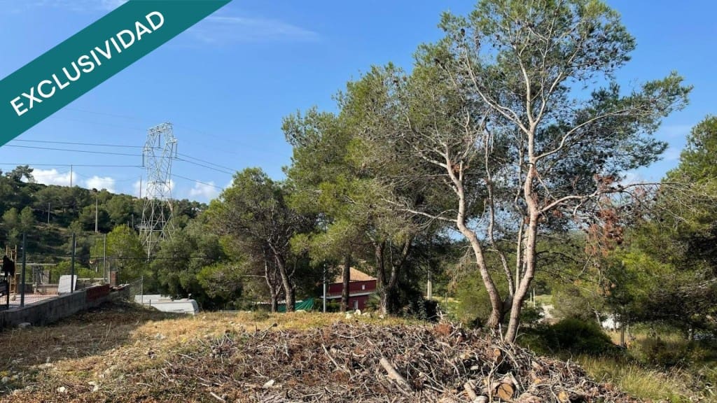 Działka budowlana na sprzedaż w Canyelles - 44 000 € (Ref: 9595140)