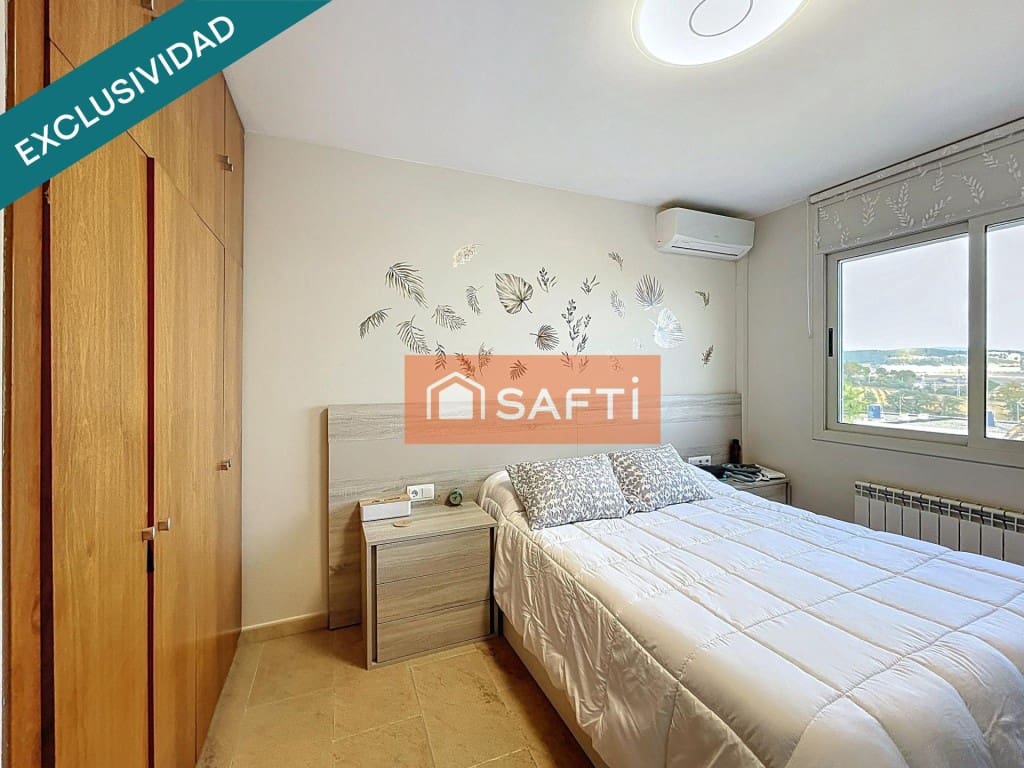 5 soverom Villa til salgs i Pacs del Penedes med svømmebasseng garasje - € 450 000 (Ref: 9595143)