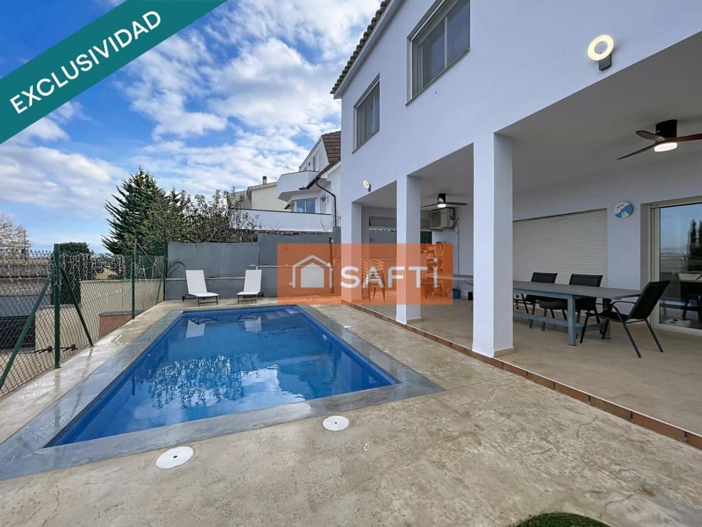 5 soverom Villa til salgs i Pacs del Penedes med svømmebasseng garasje - € 450 000 (Ref: 9595143)