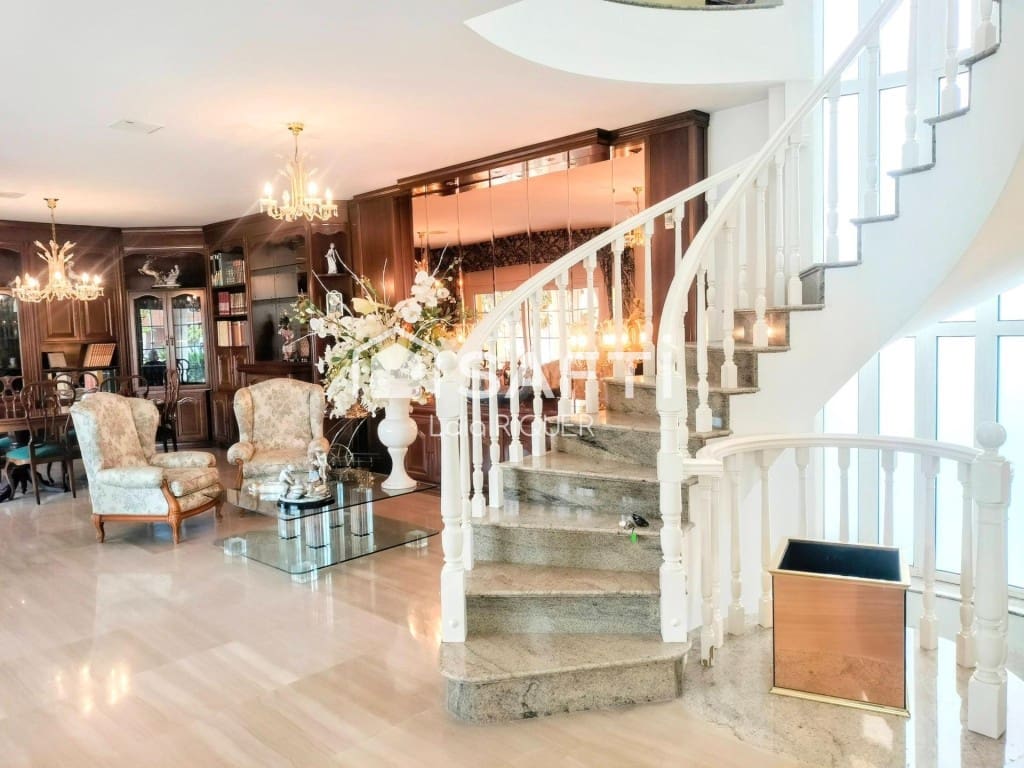 3 soverom Villa til salgs i Pineda de Mar med garasje - € 499 000 (Ref: 9595145)